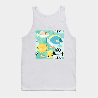 Coral reef fishes swimming Tank Top